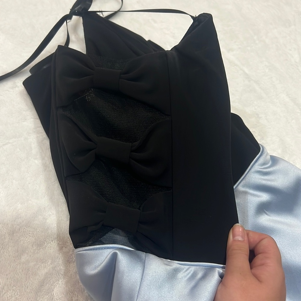 Dress - Picture 3 of 7